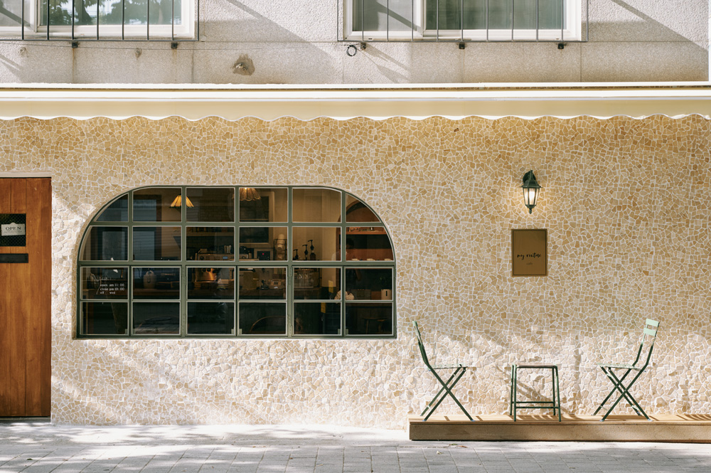 欧式家庭氛围的 15 坪咖啡厅设计-22