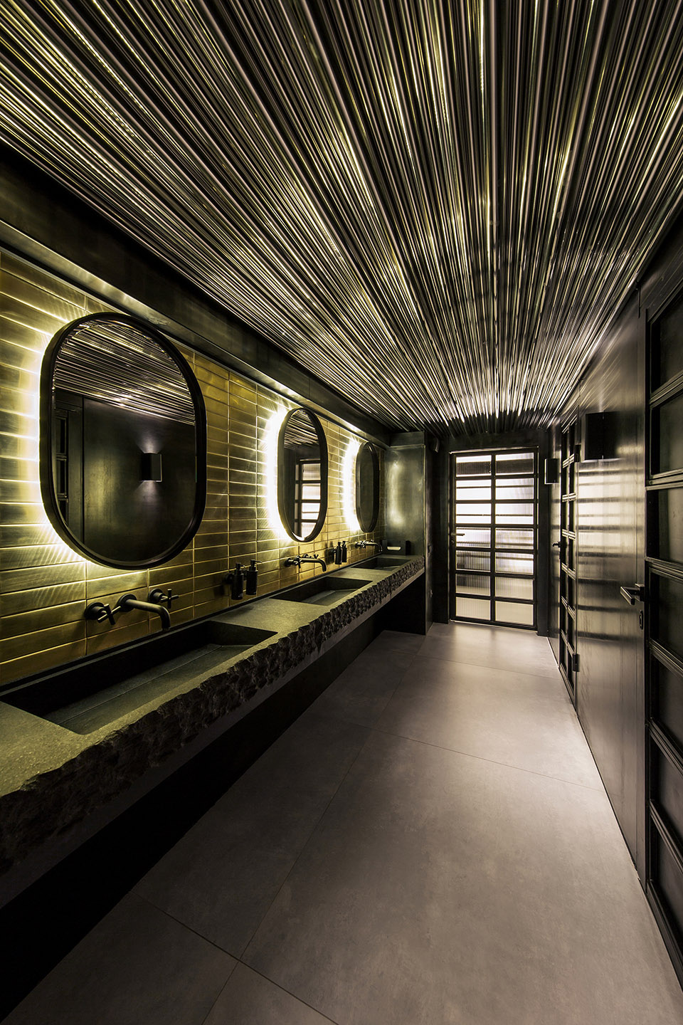 CATCH鱼餐厅，乌克兰基辅市 / YoDezeen Studio-37