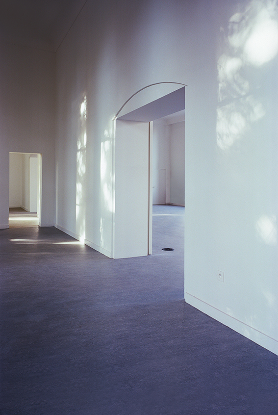 Z33 艺术馆 · 静谧之墙与城市对话-97