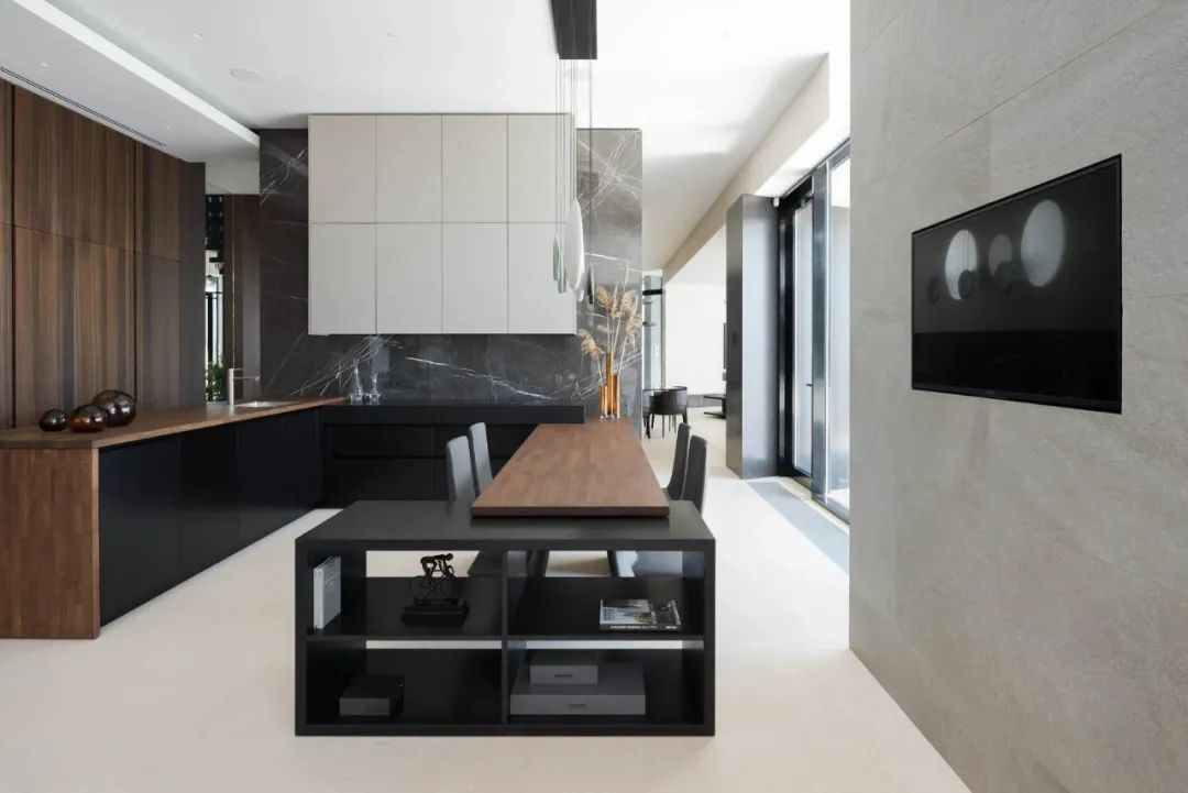 莫斯科郊区别墅，极简美学与自然融合的典范-68