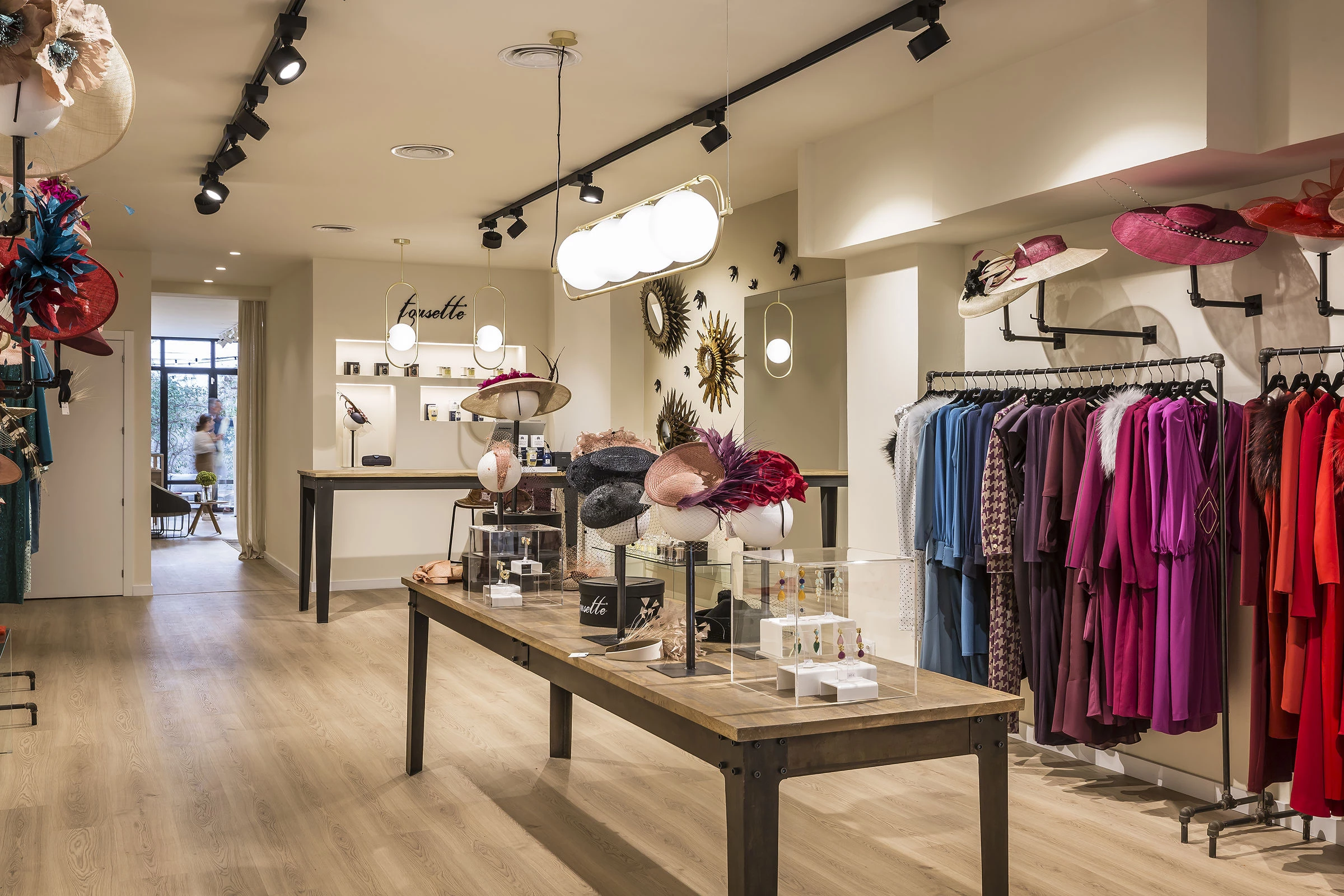 西班牙 Tocados Tousette 婚庆空间设计-12