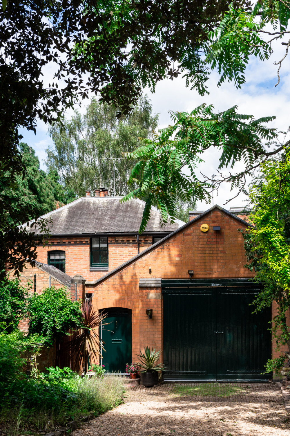 翻新后的维多利亚式乡村隐居-12