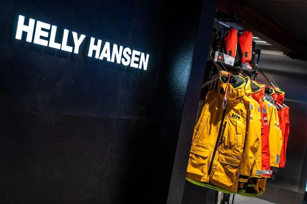 HELLY HANSEN 国内首家旗舰店设计丨中国上海-12