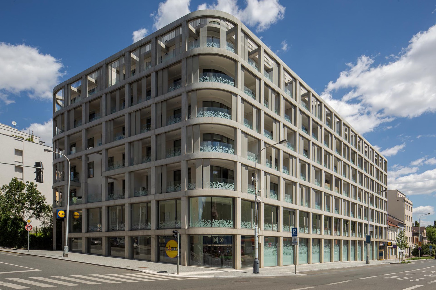 Prachnerova 公寓丨捷克丨A.LT Architekti-13