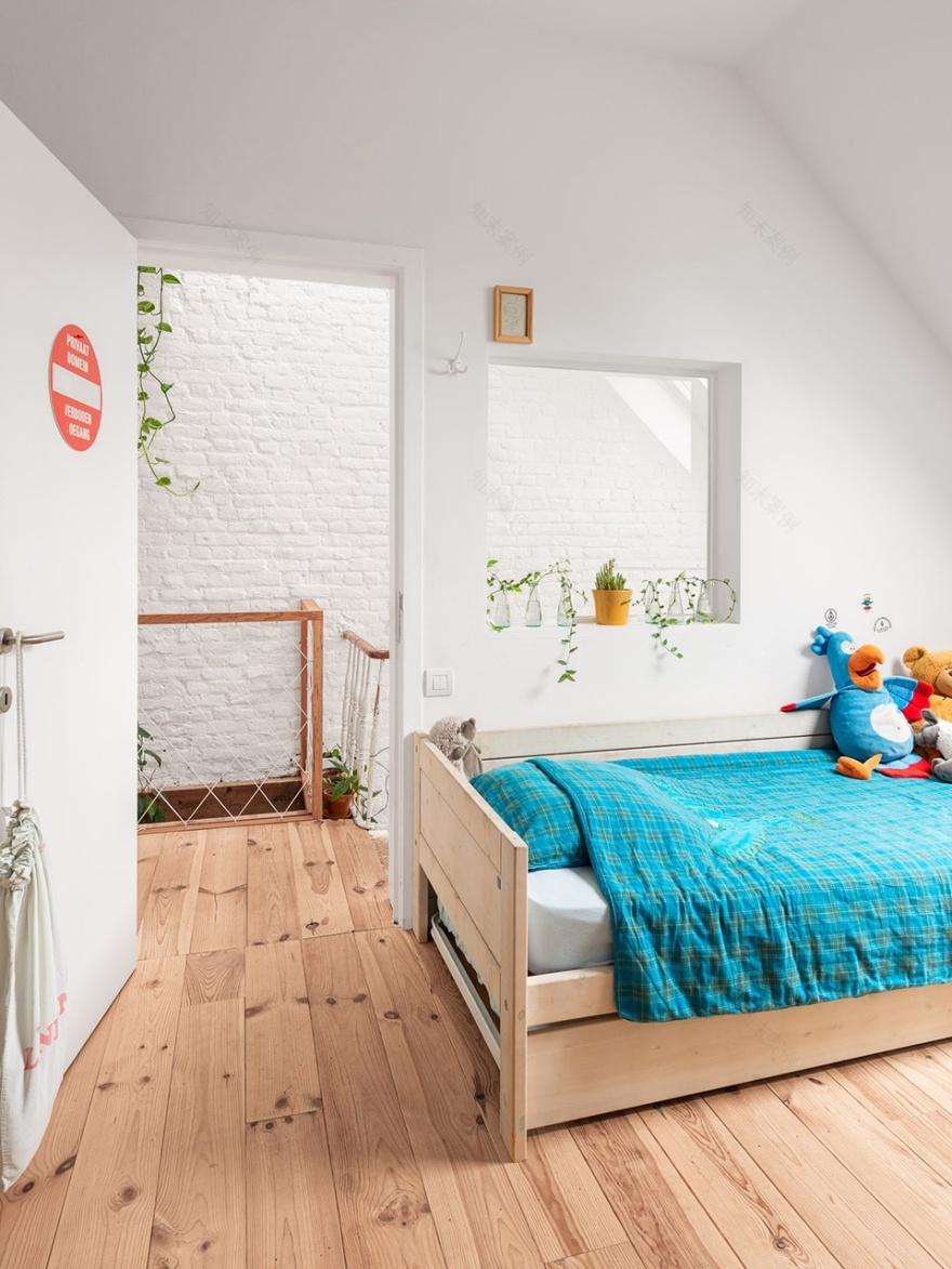 阿斯特丽德女王公园旁的绿色家庭住宅丨Brecht Nele-34