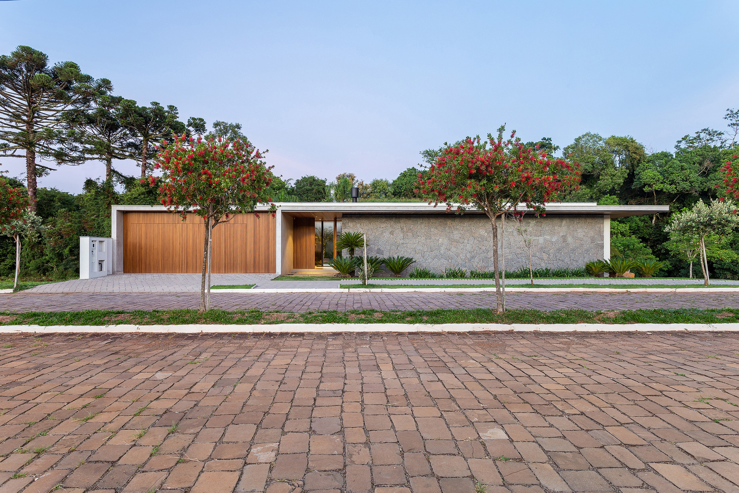 巴西绿色住宅 · Araucária Residence丨VOO® Arquitetura e Engenharia-17