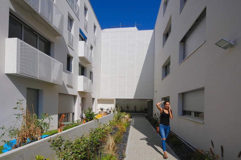 图卢兹绿色循环住宅区-31