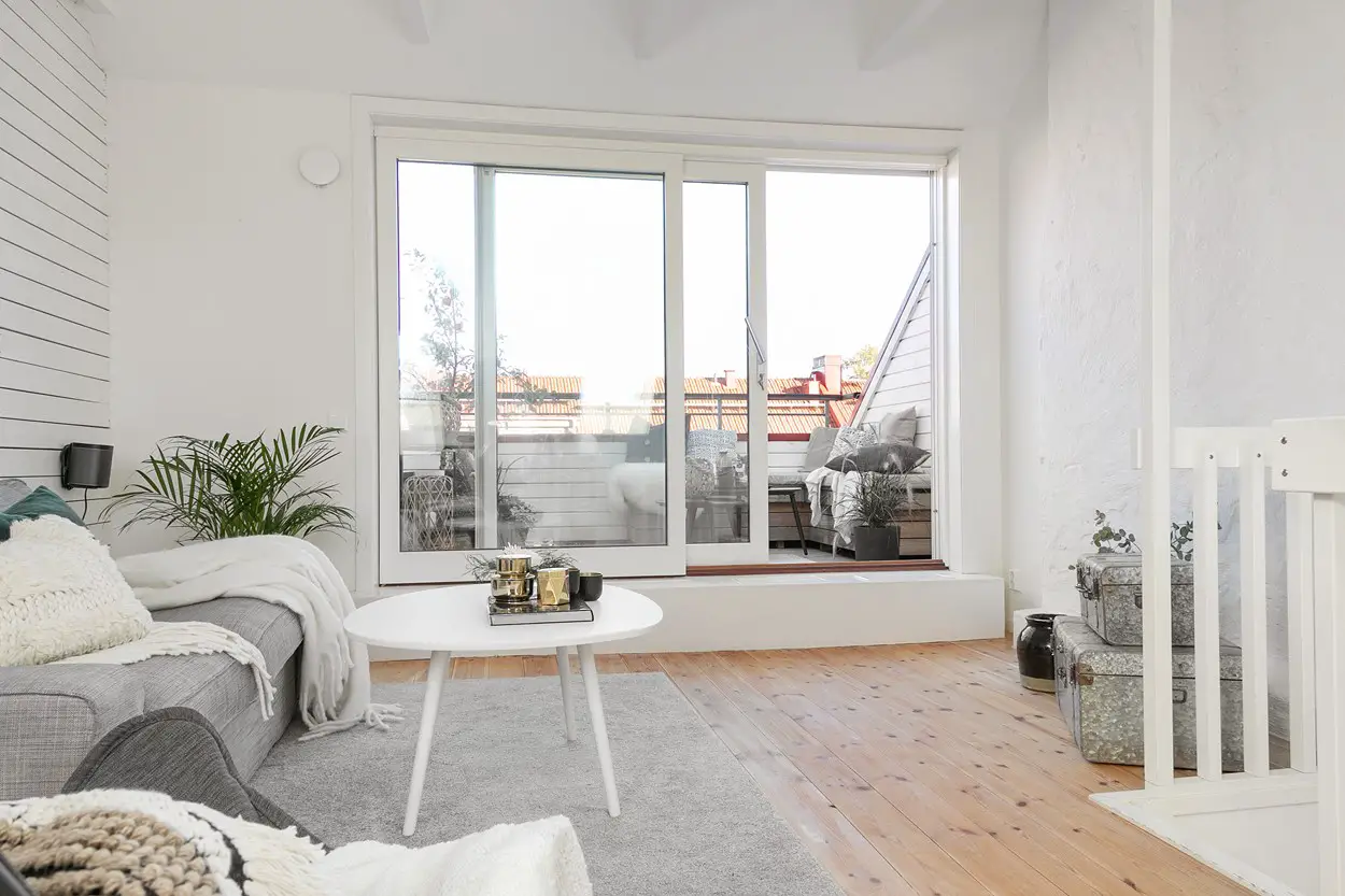 瑞典房产中介展示的精美别墅-26