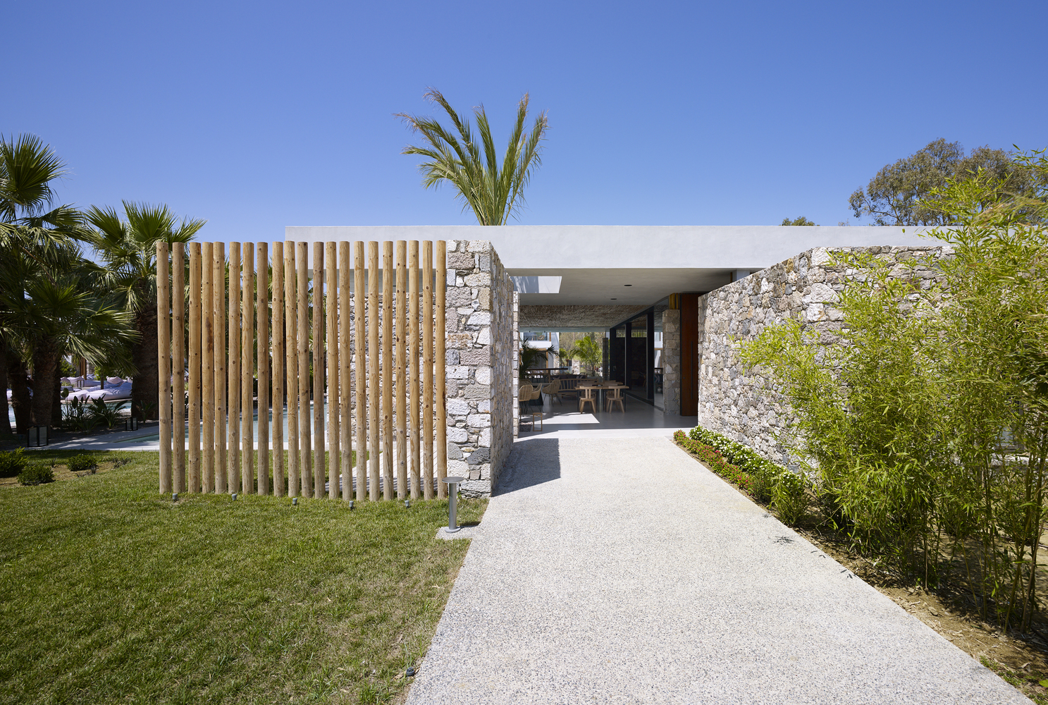 卡拉维亚海滩初级套房餐厅-4