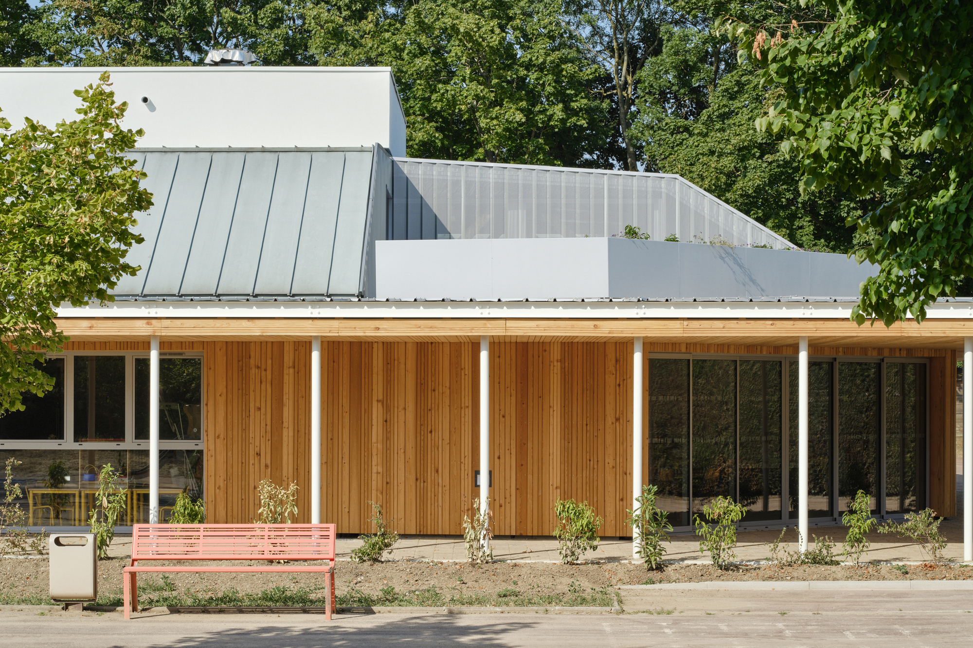 雅克·吉尔伯特科莱托儿所翻新项目丨法国-17