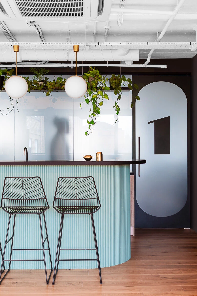 伦敦金融软件公司 Galatea 办公室的休闲空间设计-24