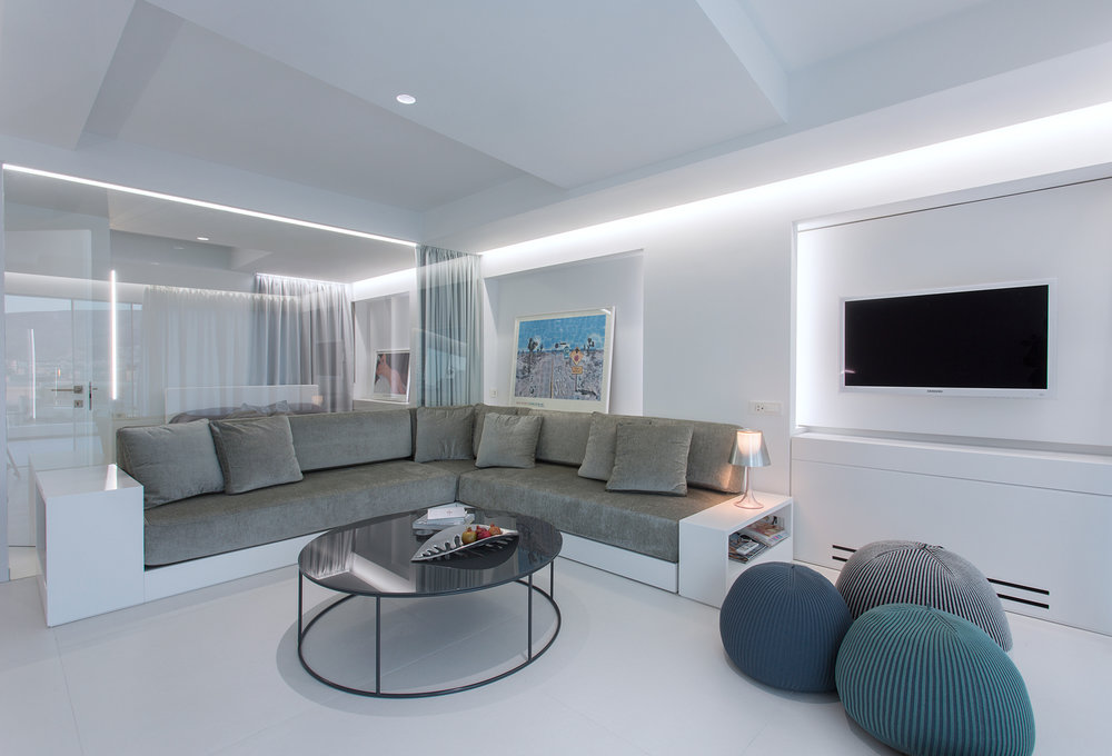 阁楼翻新；顶层公寓装修（注：Penthouse常见释义为阁楼；顶层公寓 ，可根据具体语境选择更合适的表述） 丨GreeceAthens-6