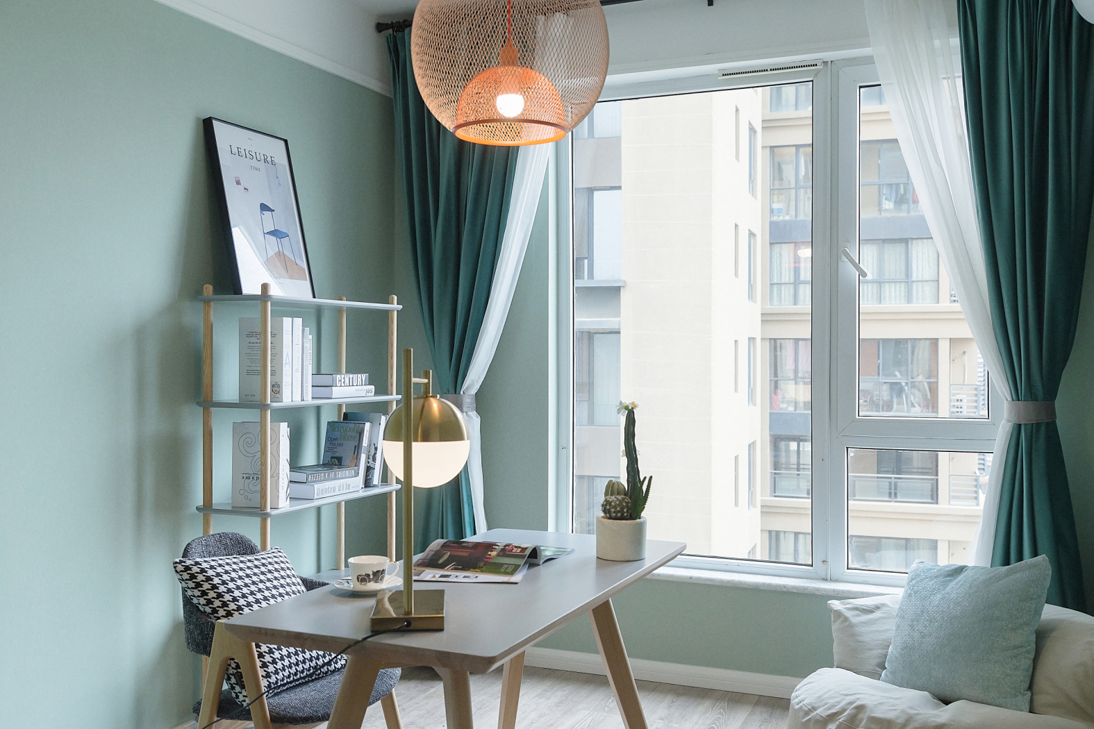 精装房逆袭,浪漫轻奢空间的软装魔法-48