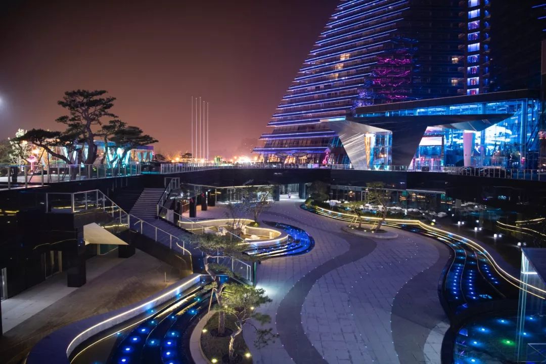 亚洲最大！西安 W 酒店揭幕，古都最美日落网红打卡！-32