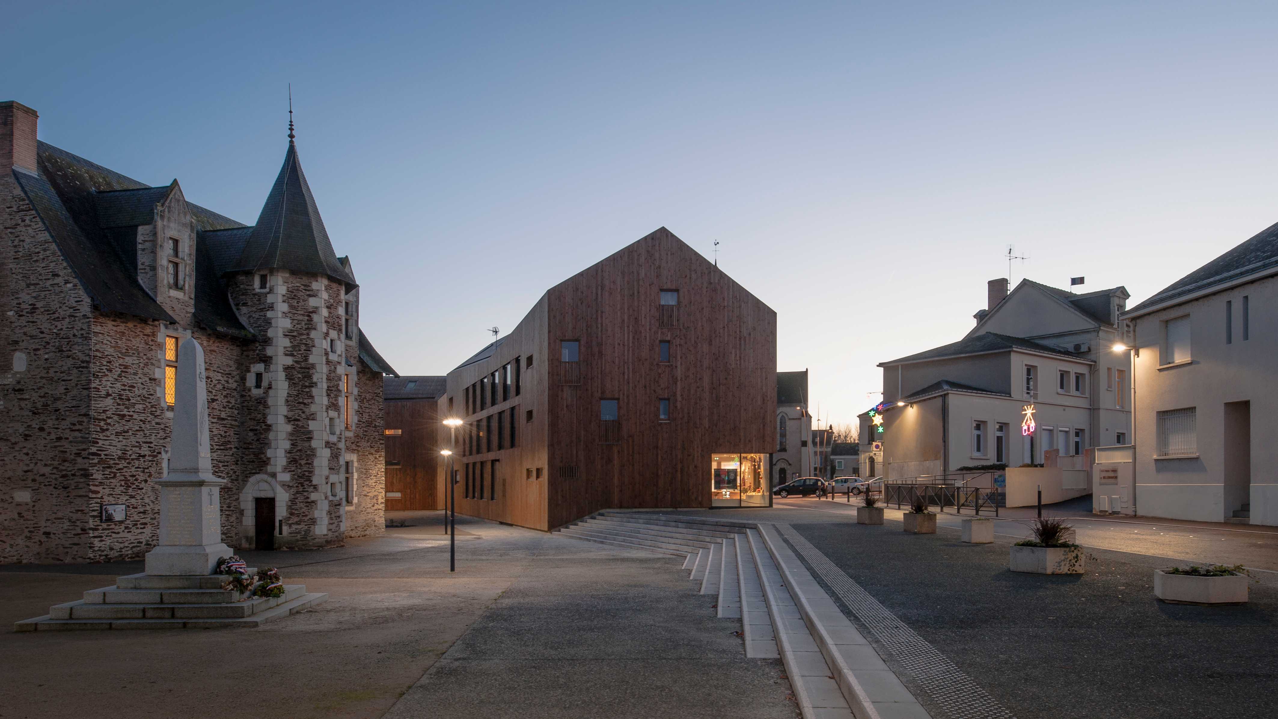 ecouflant town centre-15