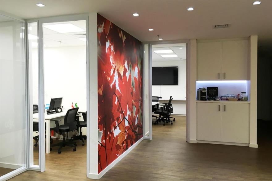 巴西 CCBC 办公室 · 色彩与木质的完美融合-3