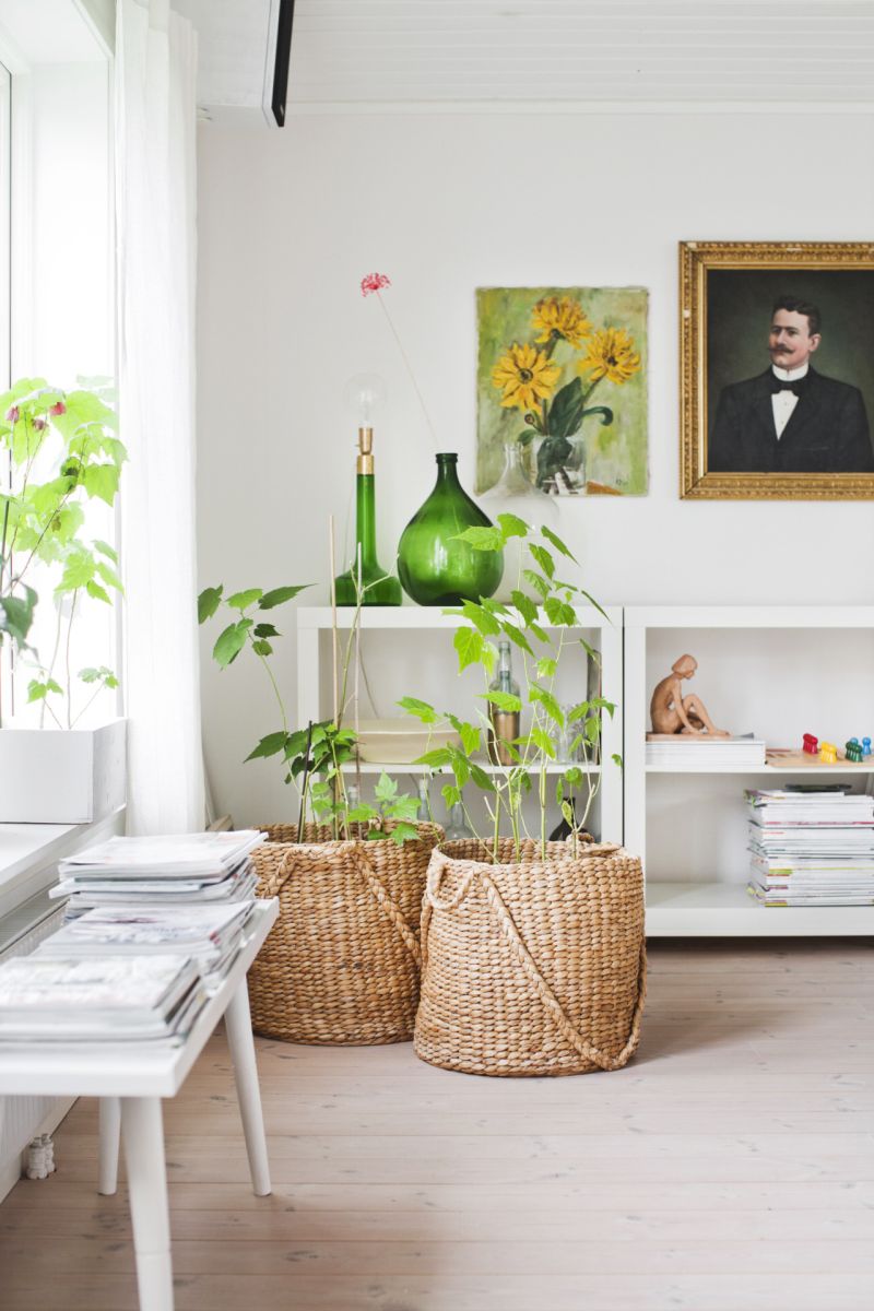 10 Tips to Add Paintings Into Your Home-3