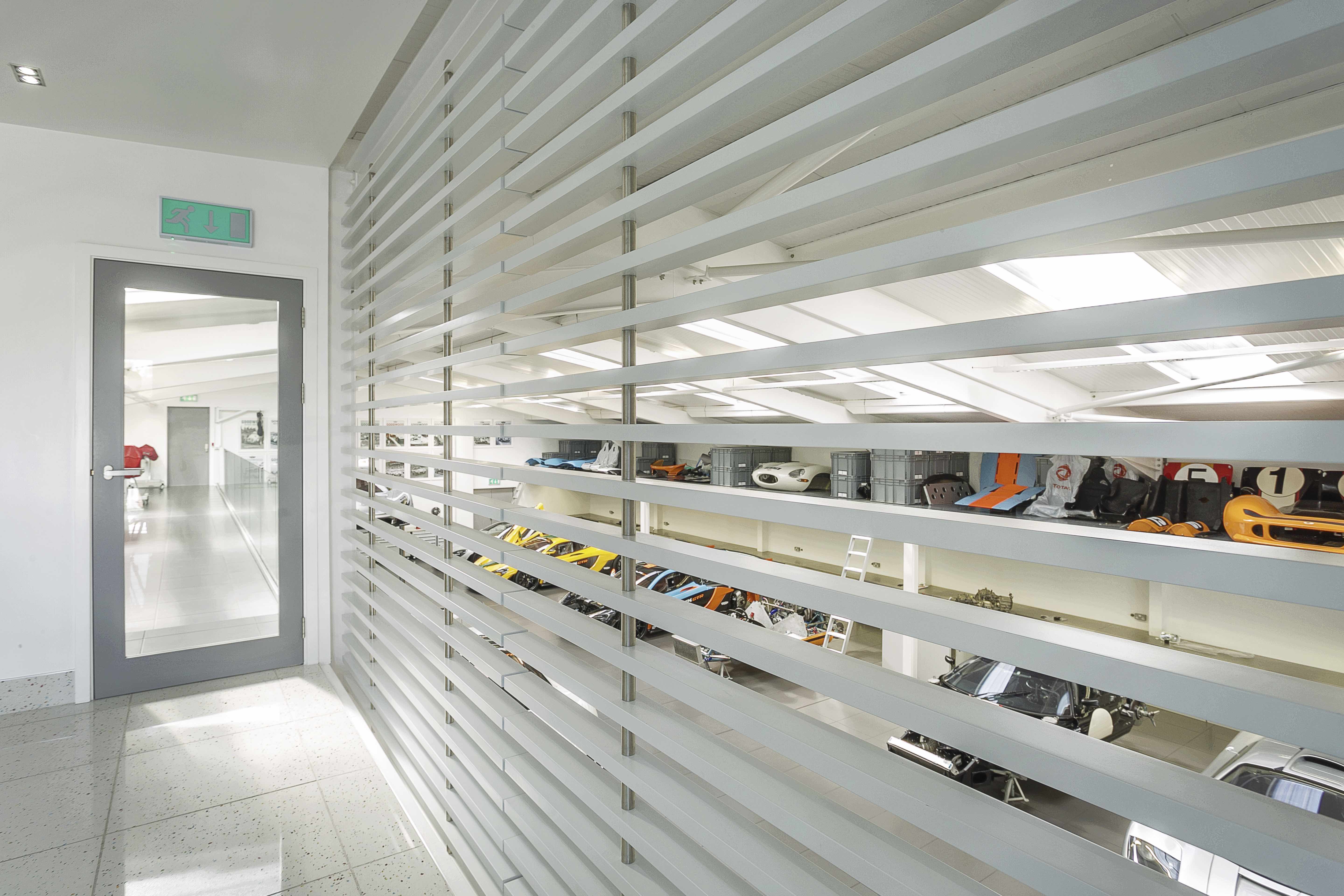 英伦超跑工作室-24