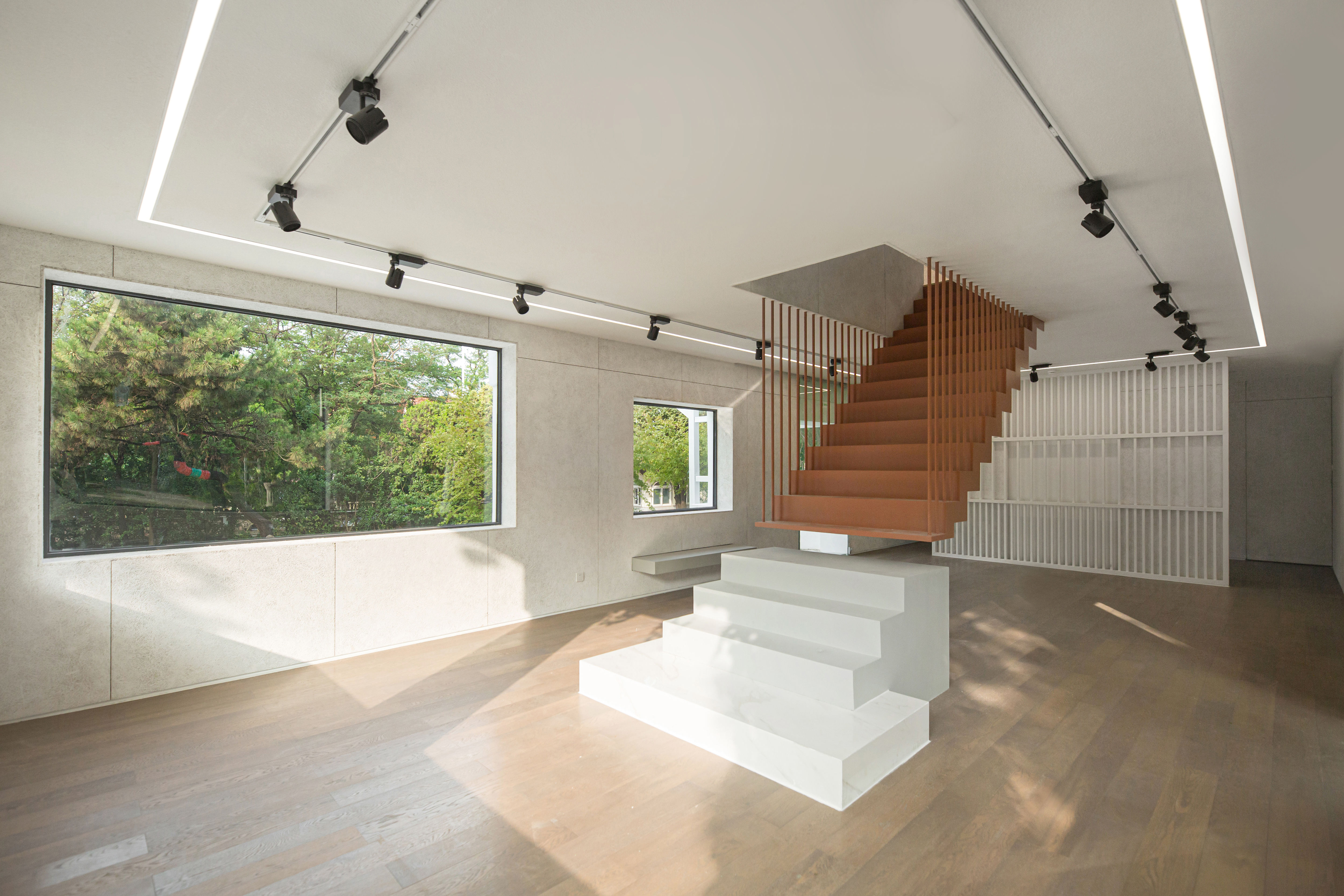 设理设诚 Design：21画 - ZENS T-10