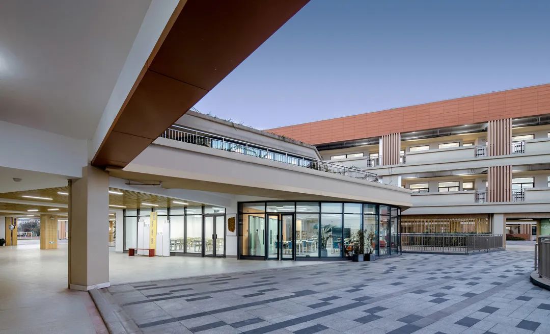 铜陵市十五中西湖校区及师范附小新校区丨中国铜陵丨安徽地平线建筑设计有限公司-40