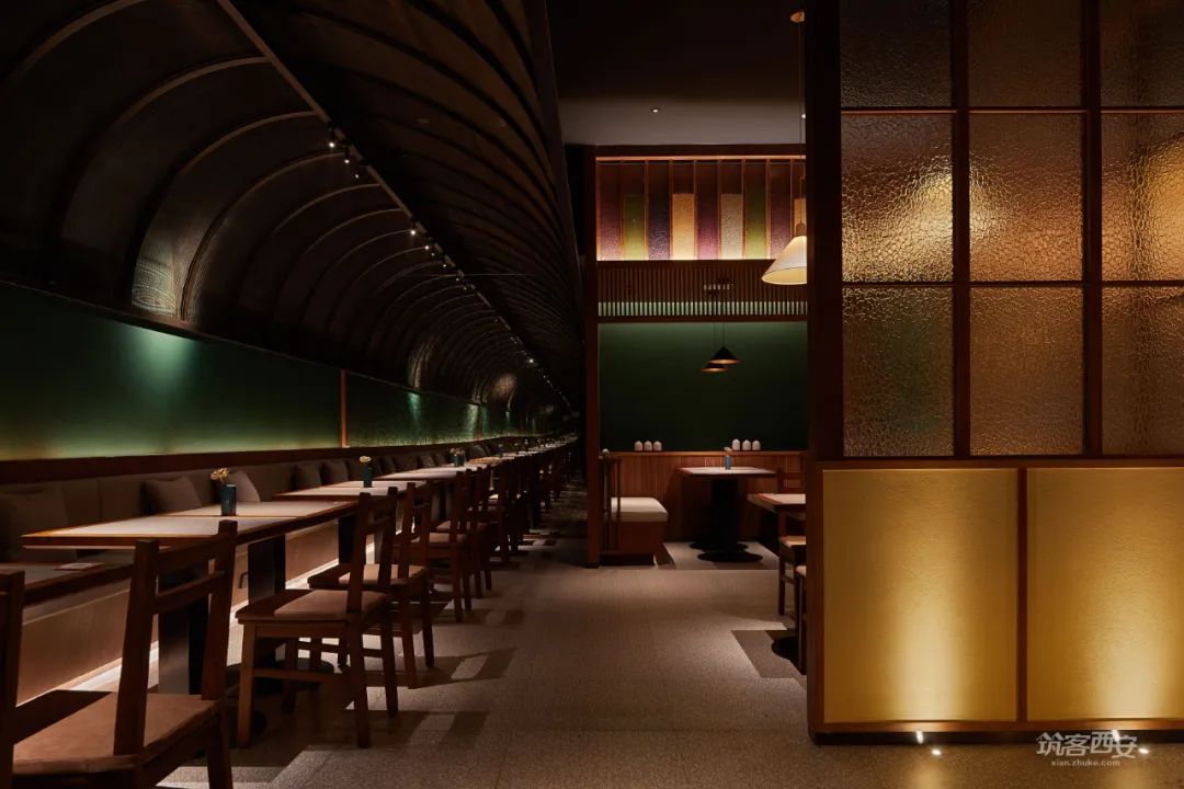 《春发生》 | 大唐不夜城中的“午夜食堂”,郭莘新作的餐饮空间设计-77