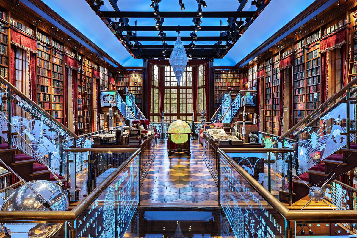 新英格兰山坡豪宅中的大型私人家庭图书馆丨美国康涅狄格丨Mark P. Finlay Architects-1