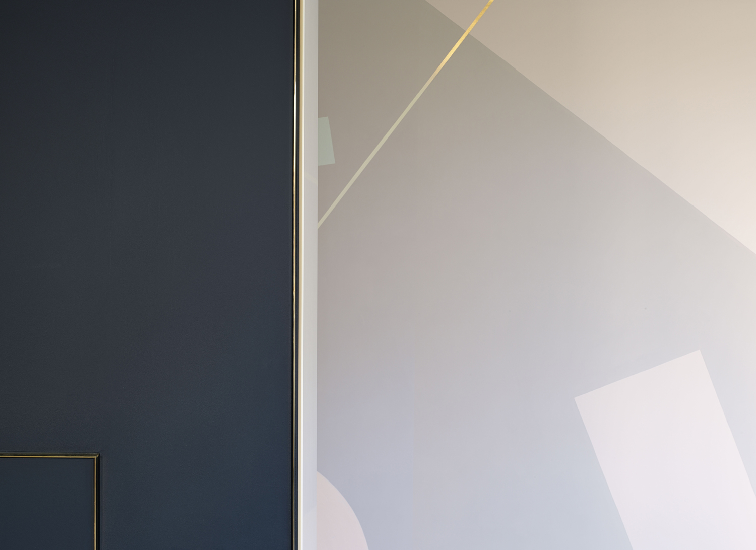 伦敦“海盖特高地 II”现代主义公寓翻新-23