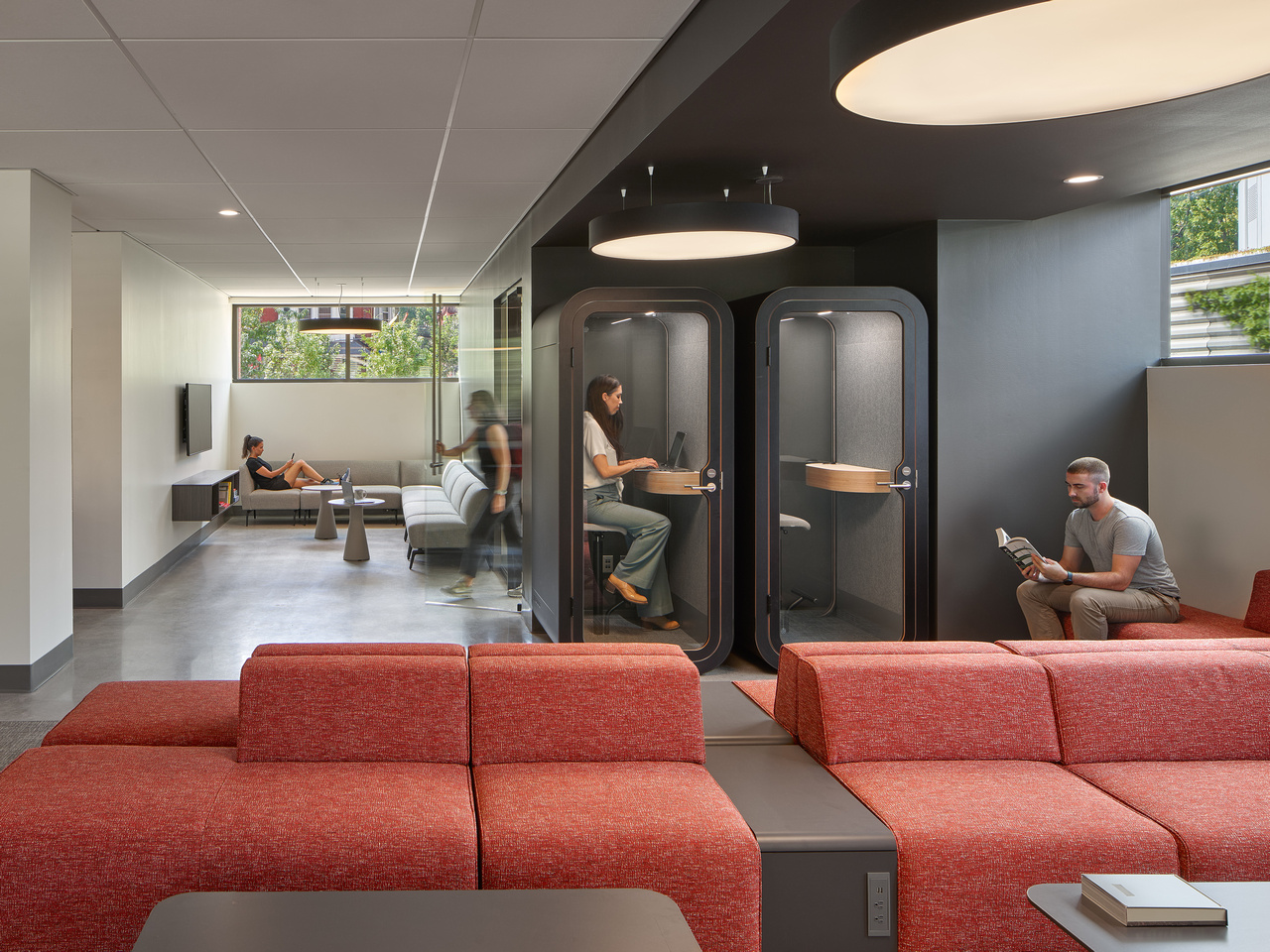 
          Kelly Hall - SCB - SCB
      -11