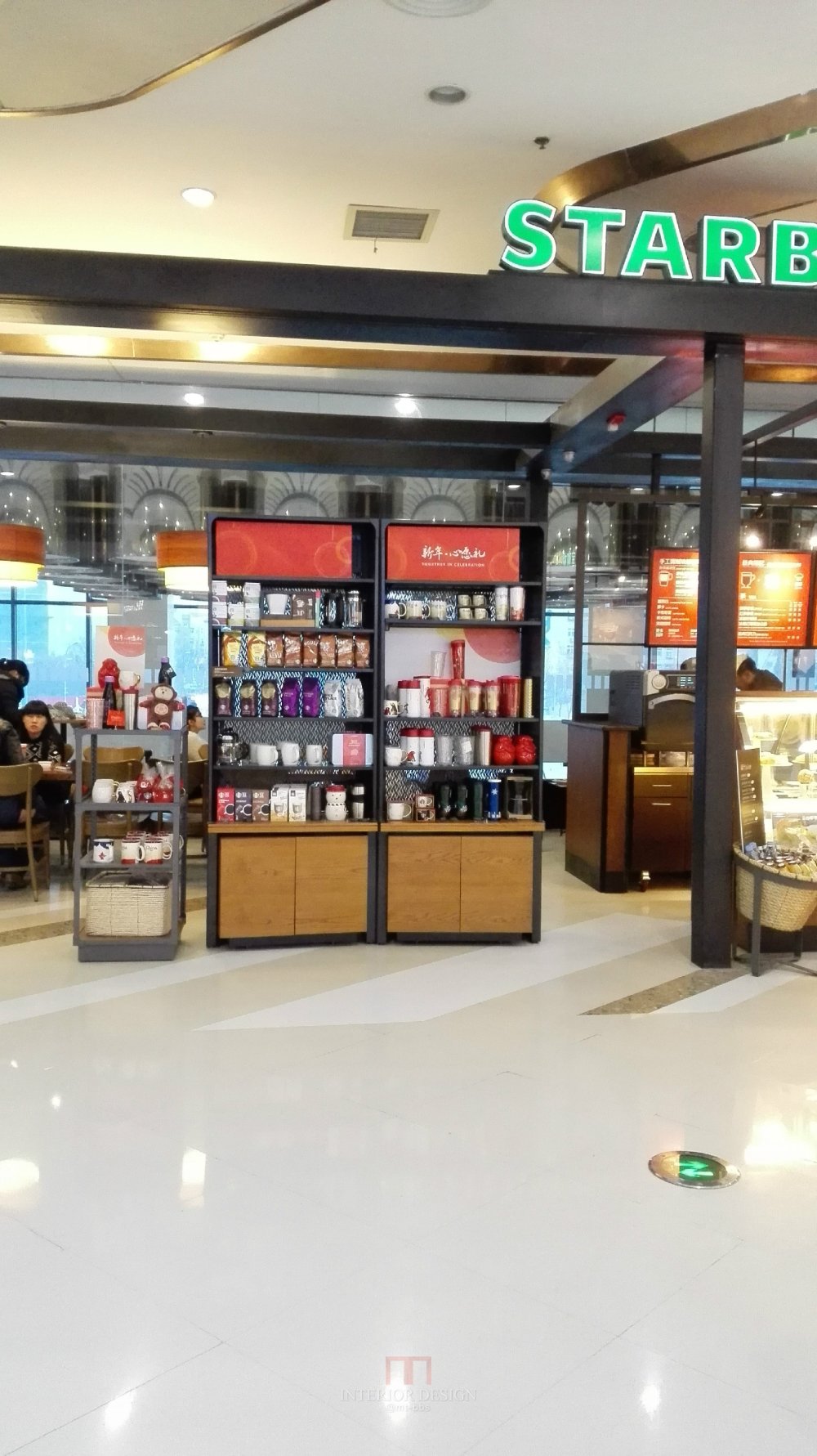 北京某知名设计师打造的前卫家居空间-1