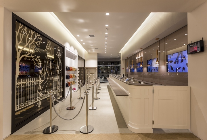 巴西 Shoestock 旗舰店,科技与温馨共融的购物体验-16