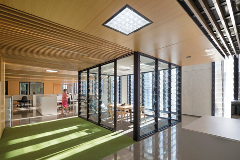 Australian Plant Bank by BVN Donovan Hill for preservation of seeds-28