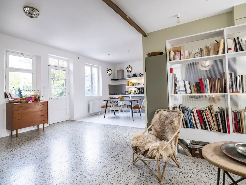 法式海滨风情，改造后的渔夫小屋-3