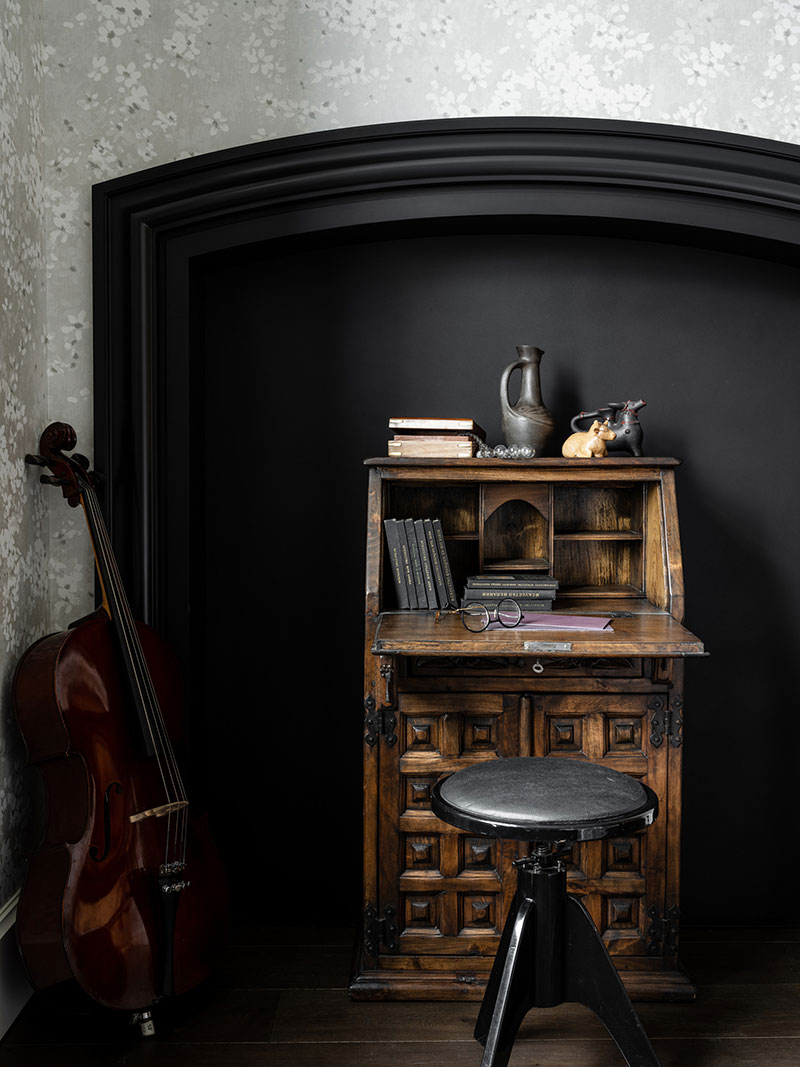 莫斯科传奇建筑师 Oleg Klodt 的历史公寓-13