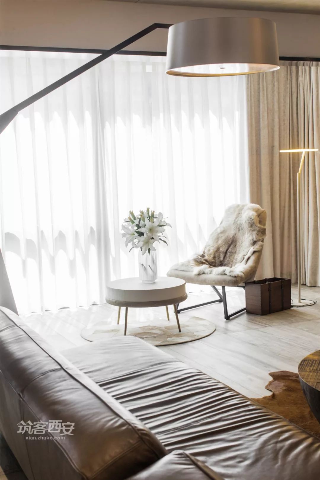 灰色++ 粉色,魏一琳设计师打造绅士空间-43