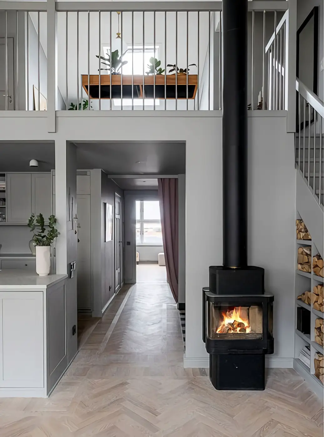30 年代瑞典建筑中的温馨灰色家庭复式公寓-9
