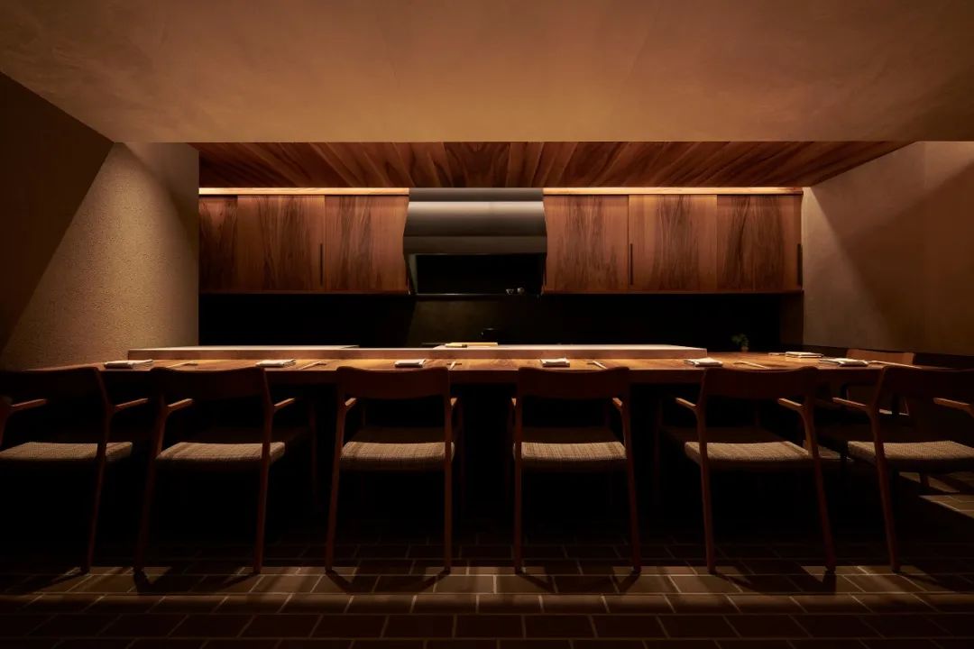 西中洲泥川武士餐厅丨日本福冈丨高须学设计工作室-7