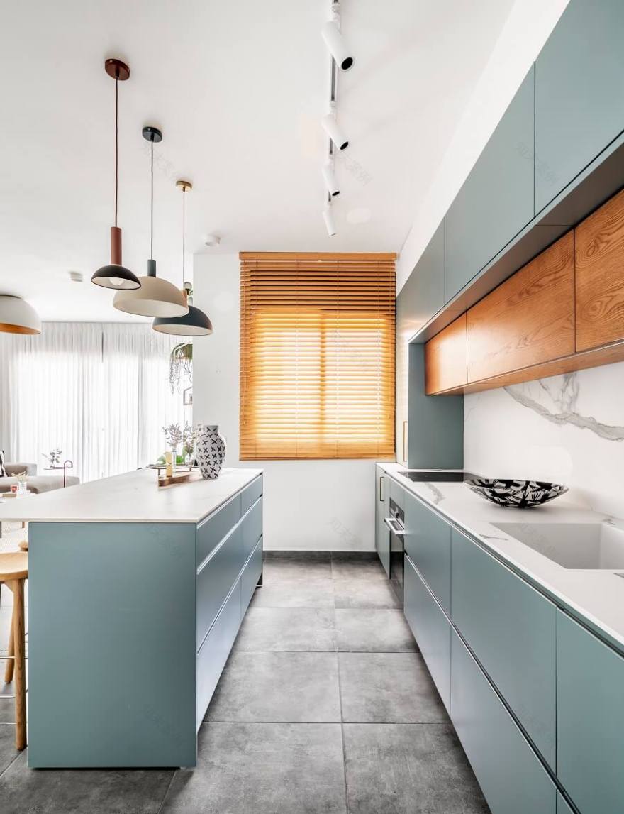 150 מ"ר ברמת גן: מודרנית, אקלקטית ומשקיפה אל הנוף - WALLS : WALLS-23