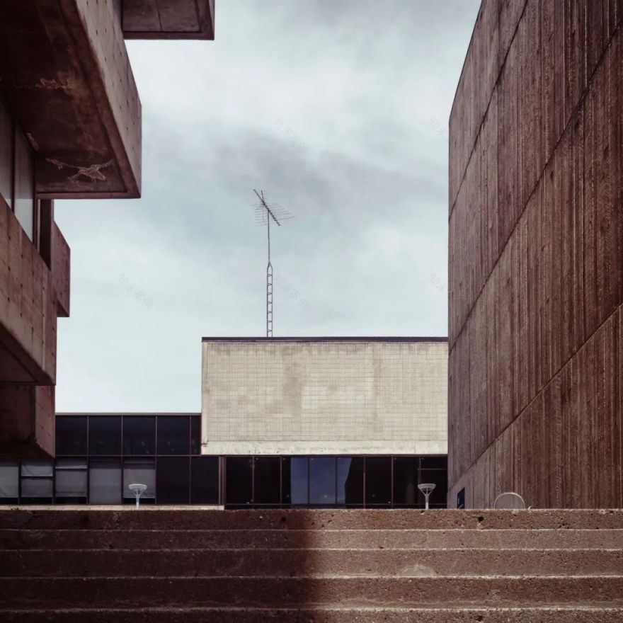 粗野乌托邦 · John Andrews 的理想重塑丨加拿大多伦多-11