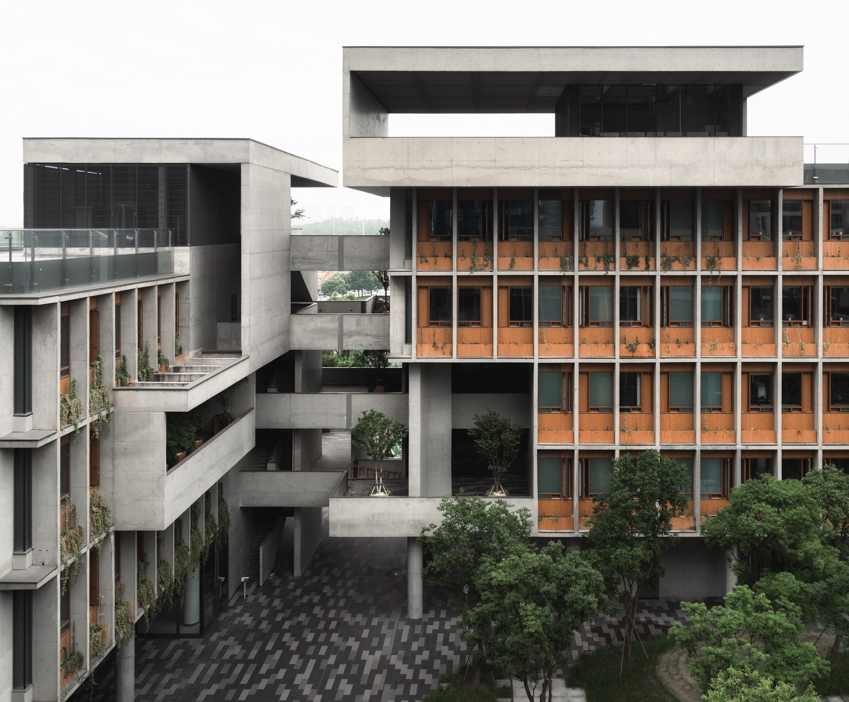 成都麓湖漂浮总部办公楼丨中国成都丨直向建筑-13