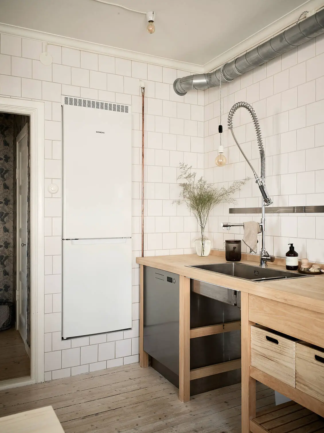 瑞典自然风公寓设计-2