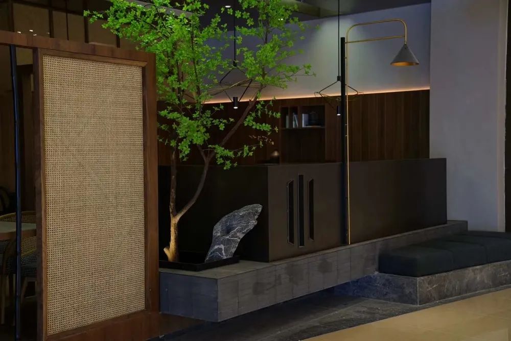 夫妻档设计师打造网红餐厅的四季沉浸式体验-26