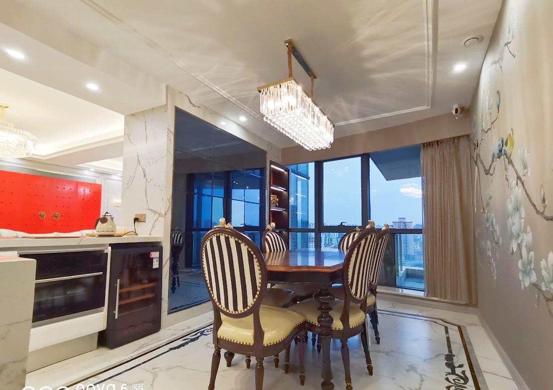 美式轻奢“镜中水月”——融合中西元素的现代家居设计-7