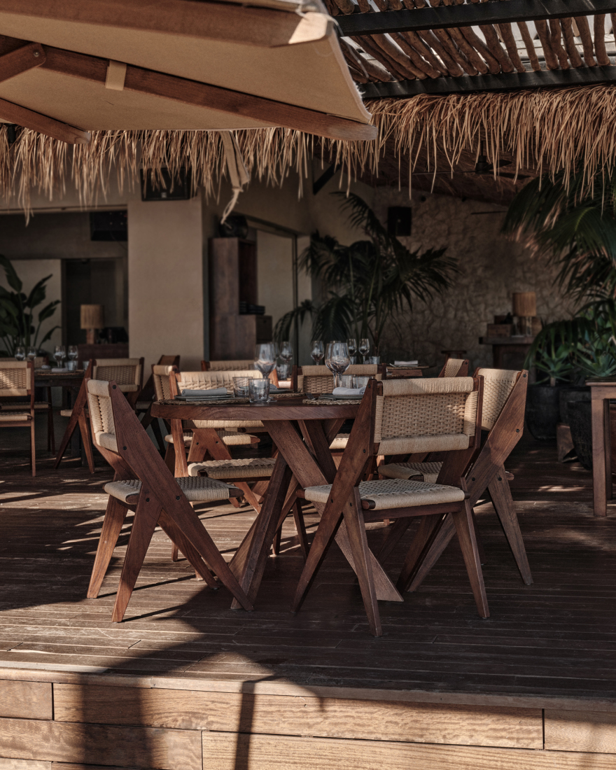 伊维萨岛海滨别墅丨Annabell Kutucu,Lambs and Lions-14