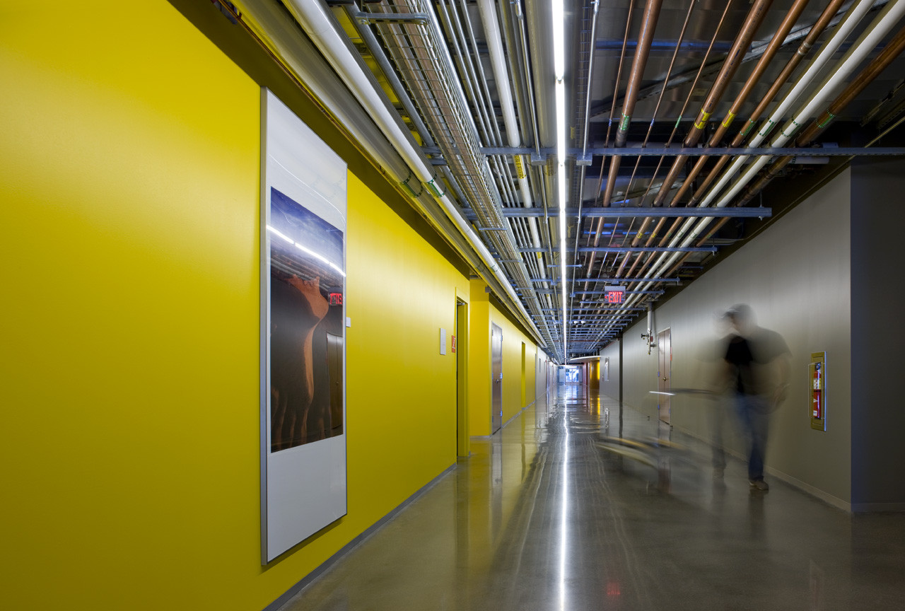 晶莹云朵中的协同办公空间—— Henkel 北美总部-17