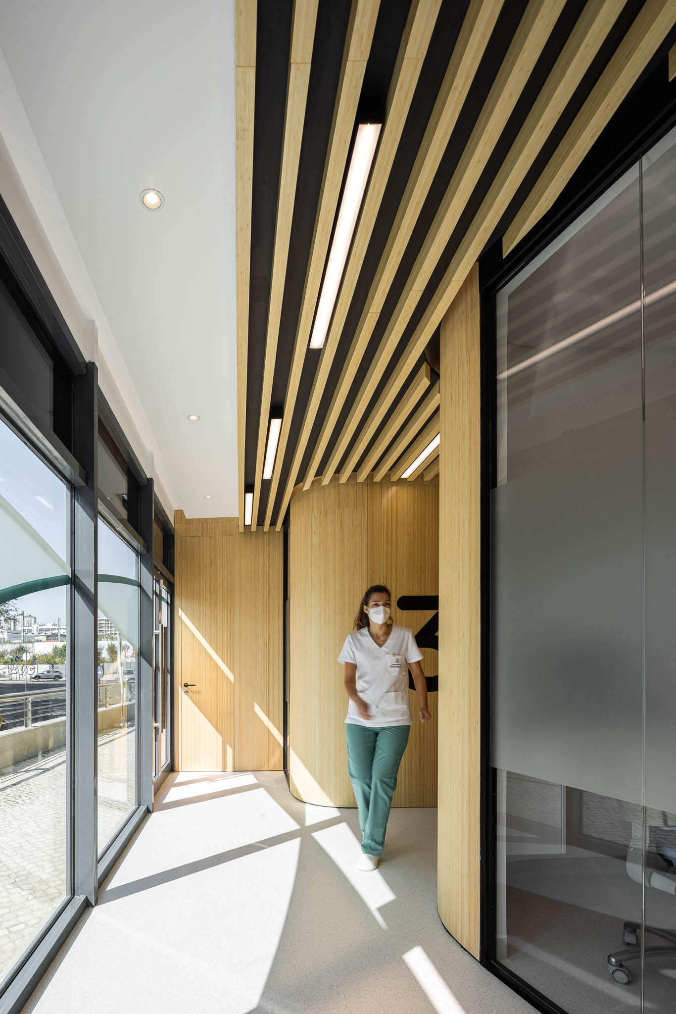 Clinica Dentária São Paulo 口腔医院丨Sabrab Architecture-33
