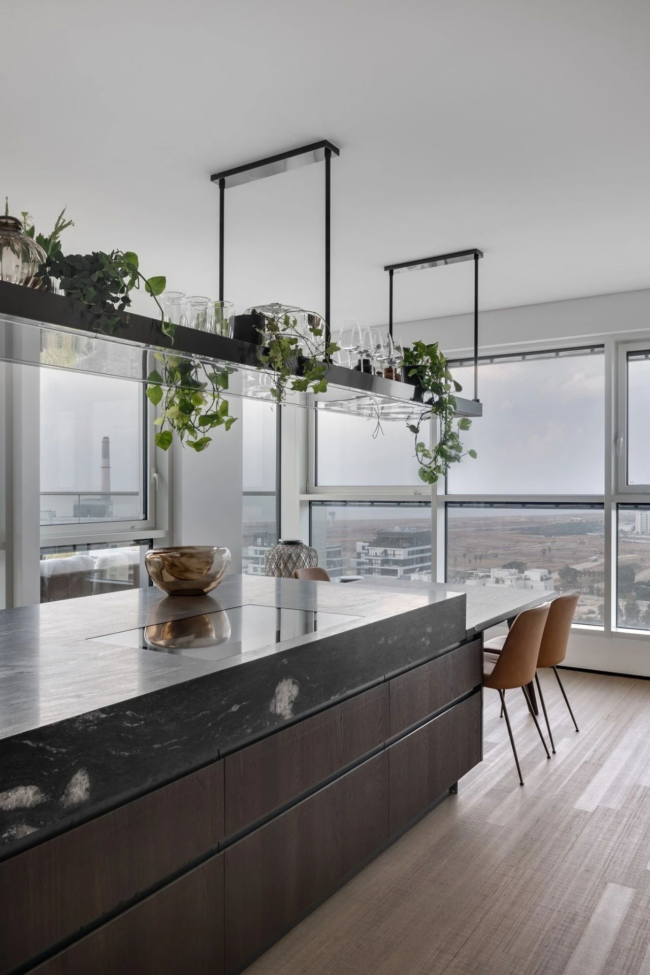 顶层简奢大宅丨Aviram Kushmirski 设计工作室-30