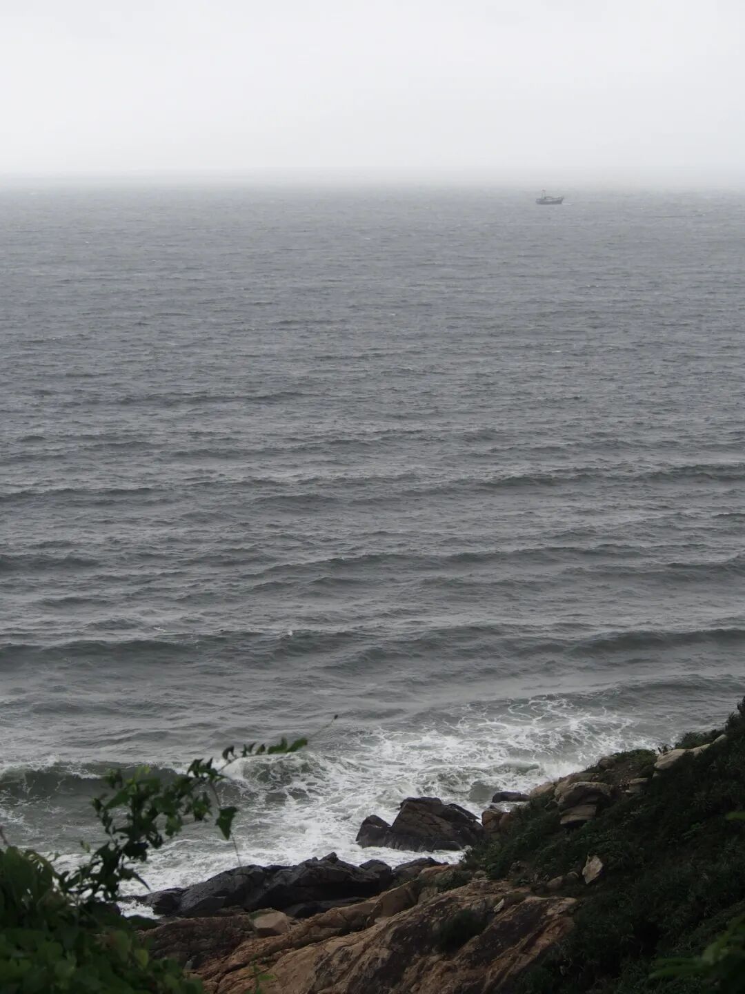 心里那片翻涌的海丨既下山的海-160