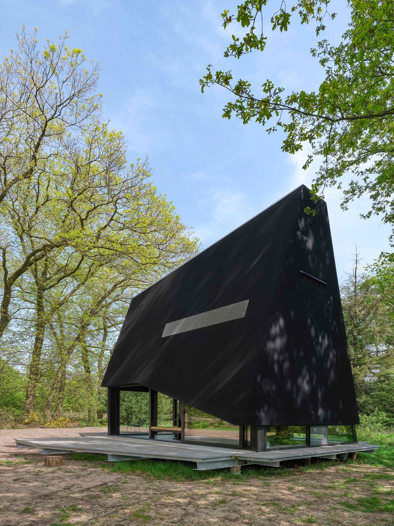 “Stay Under the Radar”度假屋丨荷兰丨Sander van Schaik-15