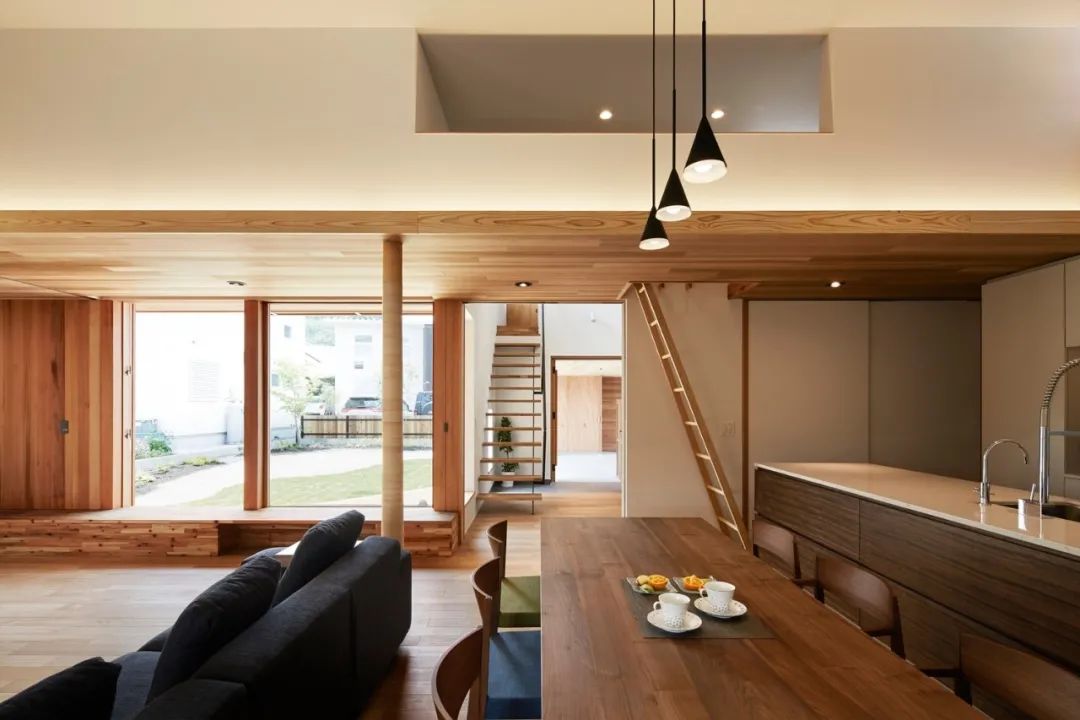 日本岐阜县 171 平米一户建 | L 型布局打造城市花园住宅-11