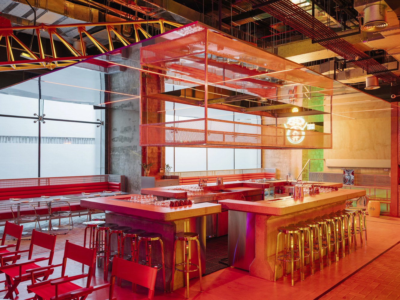 Electric Pawn Shop · 复古未来主义酒吧设计丨Accent Design Group-34